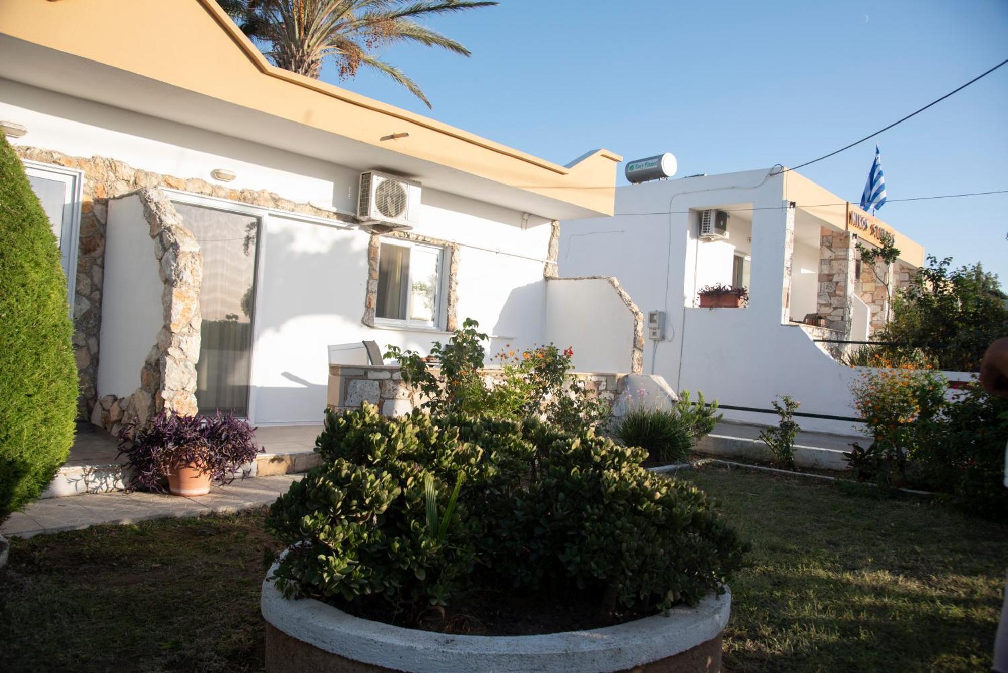 Nikos Studios Kéfalos Extérieur photo
